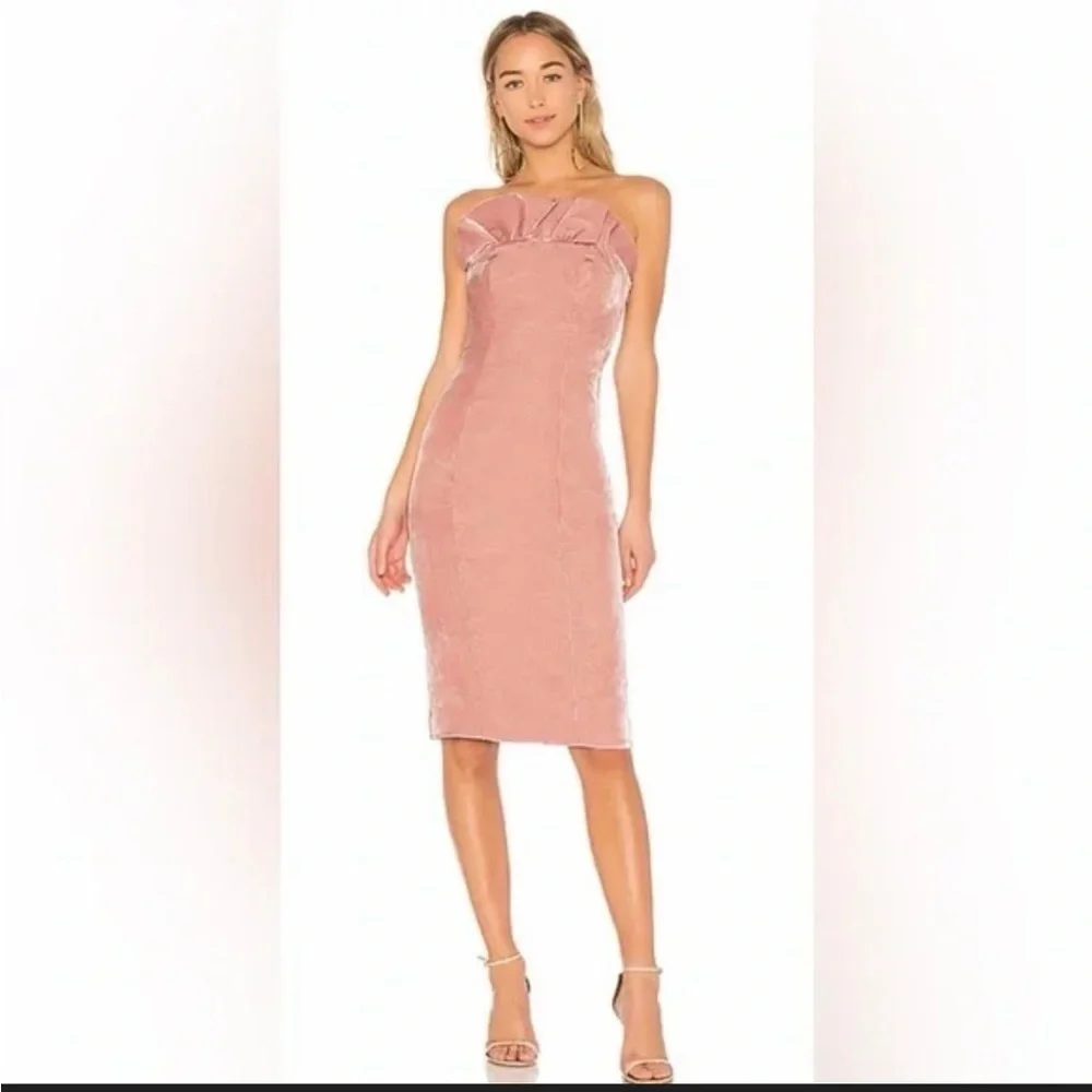 Cinq à Sept Marceau Velvet Strapless Ruffle Dress in Mauve Pink Dusty Rose
